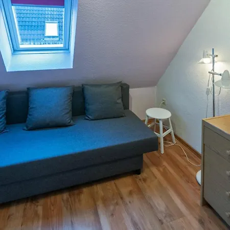 Regina Apartment *
