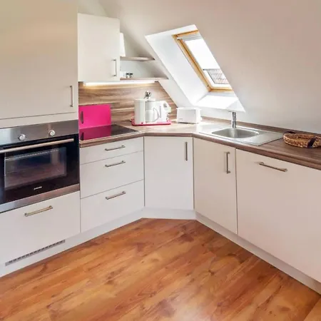 アパート Regina ドルヌム